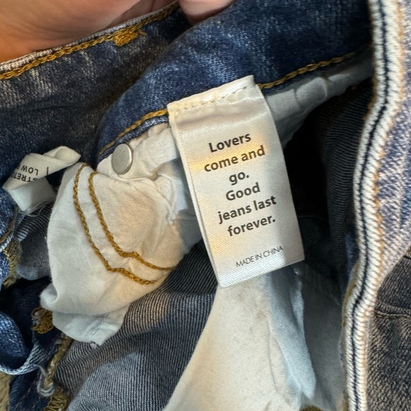 Jeans - Picture 10 of 15